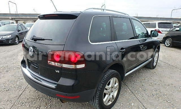 Nunua Ilio tumika Volkswagen Touareg Nyeusi Gari ndani ya Dar es Salaam nchini Dar es Salaam Nunua Ilio tumika Volkswagen Touareg Nyeusi Gari ndani ya Dar es Salaam nchini Dar es Salaam