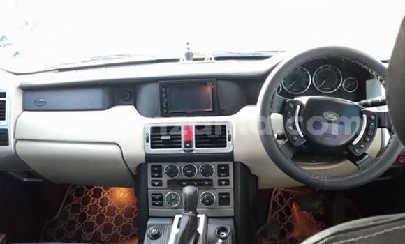 Buy Used Land Rover Range Rover Vogue Silver Car in Dar es Salaam in Dar es Salaam Buy Used Land Rover Range Rover Vogue Silver Car in Dar es Salaam in Dar es Salaam
