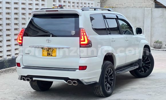 Buy Used Toyota Prado White Car in Dar es Salaam in Dar es Salaam Buy Used Toyota Prado White Car in Dar es Salaam in Dar es Salaam