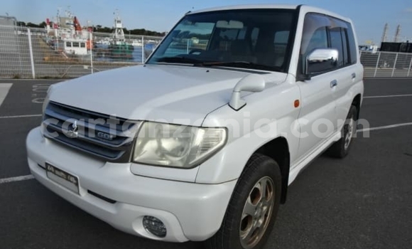 Buy Import Mitsubishi Pajero iO White Car in Dar es Salaam in Dar es Salaam Buy Import Mitsubishi Pajero iO White Car in Dar es Salaam in Dar es Salaam