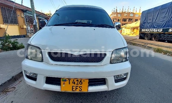 Buy Used Toyota Noah White Car in Dar es Salaam in Dar es Salaam Buy Used Toyota Noah White Car in Dar es Salaam in Dar es Salaam