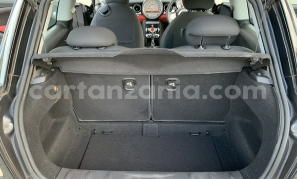 Nunua Ilio tumika Mini Cooper Nyeusi Gari ndani ya Dar es Salaam nchini Dar es Salaam Nunua Ilio tumika Mini Cooper Nyeusi Gari ndani ya Dar es Salaam nchini Dar es Salaam