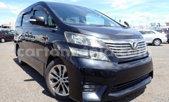 Nunua Imported Toyota Vellfire Nyeusi Gari ndani ya Dar es Salaam nchini Dar es Salaam