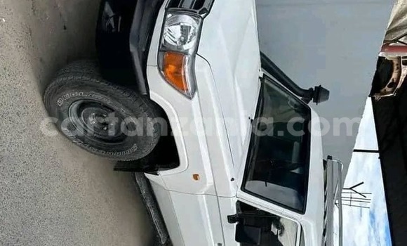 Buy Used Toyota Land Cruiser White Car in Bagamoyo in Pwani Buy Used Toyota Land Cruiser White Car in Bagamoyo in Pwani