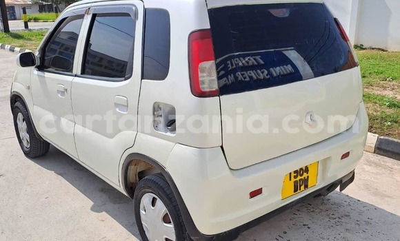 Buy Used Suzuki Kei White Car in Bahi in Dodoma Buy Used Suzuki Kei White Car in Bahi in Dodoma