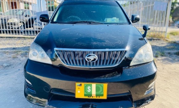 Nunua Ilio tumika Toyota Harrier Nyeusi Gari ndani ya Bariadi nchini Simiyu