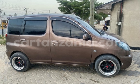 Buy Used Toyota FunCargo Other Car in Bahi in Dodoma Buy Used Toyota FunCargo Other Car in Bahi in Dodoma