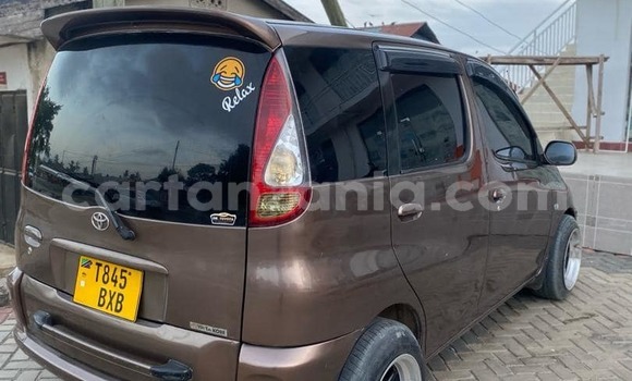 Buy Used Toyota FunCargo Other Car in Bahi in Dodoma Buy Used Toyota FunCargo Other Car in Bahi in Dodoma