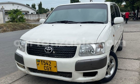Nunua Ilio tumika Toyota Probox Nyeupe Gari ndani ya Babati Mjini nchini Manyara Nunua Ilio tumika Toyota Probox Nyeupe Gari ndani ya Babati Mjini nchini Manyara