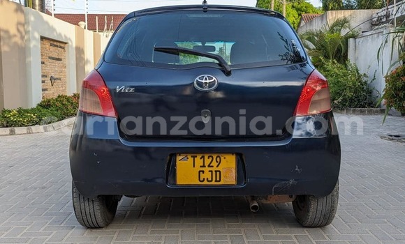 Buy Used Toyota Vitz White Car in Bahi in Dodoma Buy Used Toyota Vitz White Car in Bahi in Dodoma