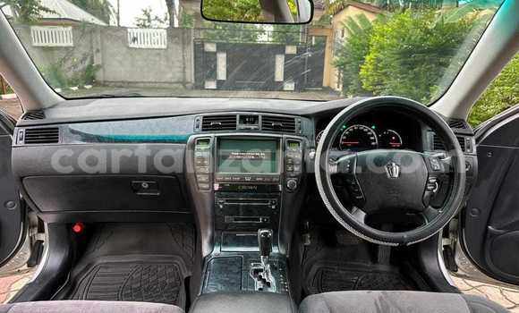 Nunua Ilio tumika Toyota Crown Nyingine Gari ndani ya Bariadi nchini Simiyu Nunua Ilio tumika Toyota Crown Nyingine Gari ndani ya Bariadi nchini Simiyu