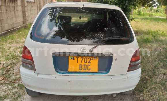 Nunua Ilio tumika Hyundai Starex Nyeupe Gari ndani ya Bagamoyo nchini Pwani Nunua Ilio tumika Hyundai Starex Nyeupe Gari ndani ya Bagamoyo nchini Pwani