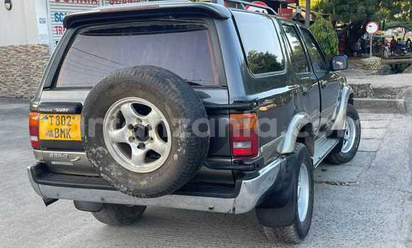 Nunua Ilio tumika Toyota Hilux Nyeusi Gari ndani ya Bagamoyo nchini Pwani Nunua Ilio tumika Toyota Hilux Nyeusi Gari ndani ya Bagamoyo nchini Pwani