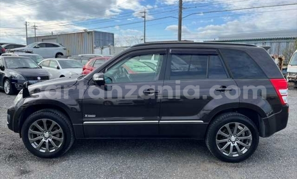 Nunua Imported Suzuki Escudo Brown Gari ndani ya Dar es Salaam nchini Dar es Salaam Nunua Imported Suzuki Escudo Brown Gari ndani ya Dar es Salaam nchini Dar es Salaam