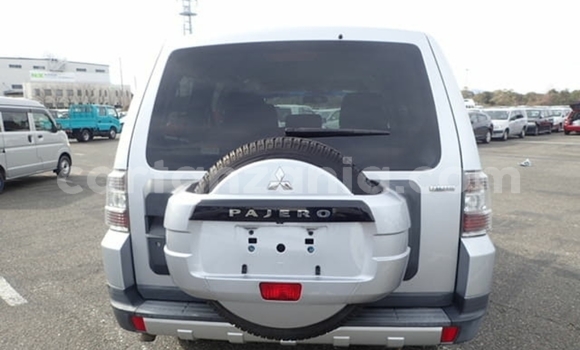 Buy Import Mitsubishi Pajero Silver Car in Dar es Salaam in Dar es Salaam Buy Import Mitsubishi Pajero Silver Car in Dar es Salaam in Dar es Salaam