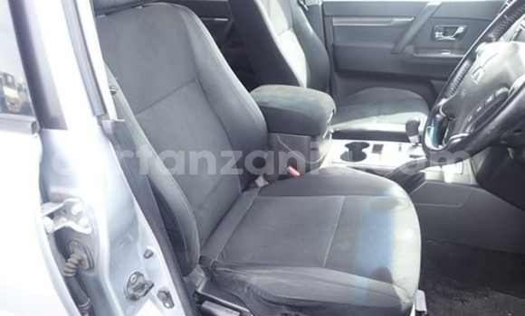 Buy Import Mitsubishi Pajero Silver Car in Dar es Salaam in Dar es Salaam Buy Import Mitsubishi Pajero Silver Car in Dar es Salaam in Dar es Salaam