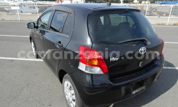 Nunua Ilio tumika Toyota Vitz Nyeusi Gari ndani ya Dar es Salaam nchini Dar es Salaam Nunua Ilio tumika Toyota Vitz Nyeusi Gari ndani ya Dar es Salaam nchini Dar es Salaam