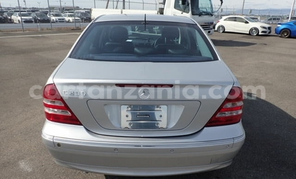 Nunua Imported Mercedes‒Benz C–Class Fedha Gari ndani ya Dar es Salaam nchini Dar es Salaam Nunua Imported Mercedes‒Benz C–Class Fedha Gari ndani ya Dar es Salaam nchini Dar es Salaam