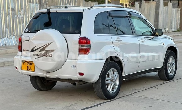 Nunua Ilio tumika Toyota RAV4 Nyingine Gari ndani ya Bahi nchini Dodoma Nunua Ilio tumika Toyota RAV4 Nyingine Gari ndani ya Bahi nchini Dodoma