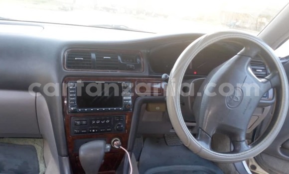 Nunua Ilio tumika Toyota Mark II Nyeupe Gari ndani ya Dar es Salaam nchini Dar es Salaam Nunua Ilio tumika Toyota Mark II Nyeupe Gari ndani ya Dar es Salaam nchini Dar es Salaam