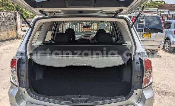 Nunua Ilio tumika Subaru Forester Nyeupe Gari ndani ya Dar es Salaam nchini Dar es Salaam Nunua Ilio tumika Subaru Forester Nyeupe Gari ndani ya Dar es Salaam nchini Dar es Salaam
