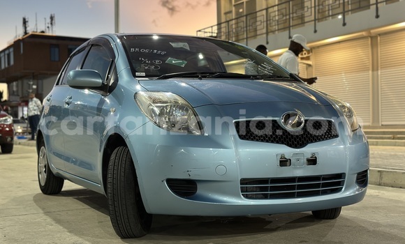 Nunua Imported Toyota Vitz Bluu Gari ndani ya Dar es Salaam nchini Dar es Salaam Nunua Imported Toyota Vitz Bluu Gari ndani ya Dar es Salaam nchini Dar es Salaam