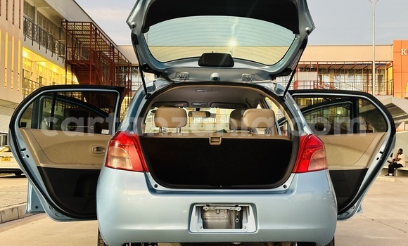 Nunua Imported Toyota Vitz Bluu Gari ndani ya Dar es Salaam nchini Dar es Salaam Nunua Imported Toyota Vitz Bluu Gari ndani ya Dar es Salaam nchini Dar es Salaam