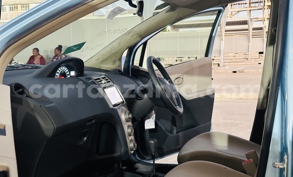 Nunua Imported Toyota Vitz Bluu Gari ndani ya Dar es Salaam nchini Dar es Salaam Nunua Imported Toyota Vitz Bluu Gari ndani ya Dar es Salaam nchini Dar es Salaam