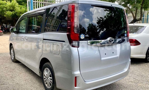 Buy New Toyota Noah Silver Car in Dar es Salaam in Dar es Salaam Buy New Toyota Noah Silver Car in Dar es Salaam in Dar es Salaam