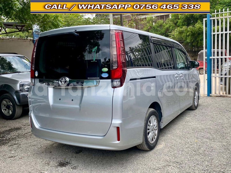 Big with watermark toyota noah dar es salaam dar es salaam 21091