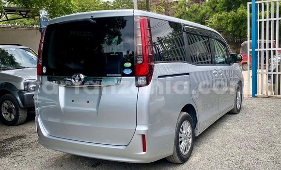 Buy New Toyota Noah Silver Car in Dar es Salaam in Dar es Salaam Buy New Toyota Noah Silver Car in Dar es Salaam in Dar es Salaam