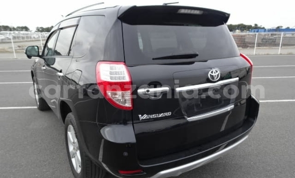 Nunua Imported Toyota Vanguard Nyeusi Gari ndani ya Dar es Salaam nchini Dar es Salaam Nunua Imported Toyota Vanguard Nyeusi Gari ndani ya Dar es Salaam nchini Dar es Salaam
