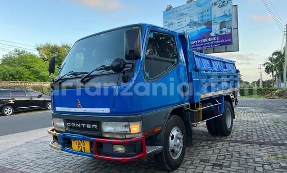 Buy Used Mitsubishi Fuso Fighter Blue Truck in Dar es Salaam in Dar es Salaam Buy Used Mitsubishi Fuso Fighter Blue Truck in Dar es Salaam in Dar es Salaam