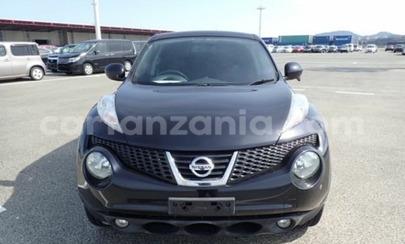 Nunua Imported Nissan Juke Nyeusi Gari ndani ya Dar es Salaam nchini Dar es Salaam