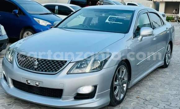 Nunua Imported Toyota Crown Fedha Gari ndani ya Dar es Salaam nchini Dar es Salaam Nunua Imported Toyota Crown Fedha Gari ndani ya Dar es Salaam nchini Dar es Salaam