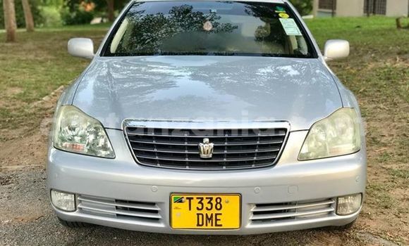 Buy Used Toyota Crown Silver Car in Dar es Salaam in Dar es Salaam Buy Used Toyota Crown Silver Car in Dar es Salaam in Dar es Salaam