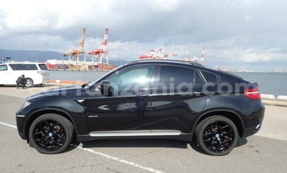 Nunua Imported BMW X6 Nyeusi Gari ndani ya Dar es Salaam nchini Dar es Salaam Nunua Imported BMW X6 Nyeusi Gari ndani ya Dar es Salaam nchini Dar es Salaam