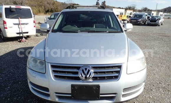 Buy Import Volkswagen Touareg Silver Car in Dar es Salaam in Dar es Salaam