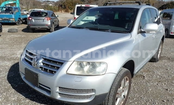 Nunua Imported Volkswagen Touareg Fedha Gari ndani ya Dar es Salaam nchini Dar es Salaam Nunua Imported Volkswagen Touareg Fedha Gari ndani ya Dar es Salaam nchini Dar es Salaam