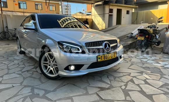 Nunua Ilio tumika Mercedes‒Benz C–Class Fedha Gari ndani ya Dar es Salaam nchini Dar es Salaam Nunua Ilio tumika Mercedes‒Benz C–Class Fedha Gari ndani ya Dar es Salaam nchini Dar es Salaam