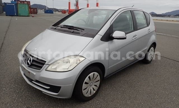 Nunua Imported Mercedes‒Benz A–Class Fedha Gari ndani ya Dar es Salaam nchini Dar es Salaam Nunua Imported Mercedes‒Benz A–Class Fedha Gari ndani ya Dar es Salaam nchini Dar es Salaam