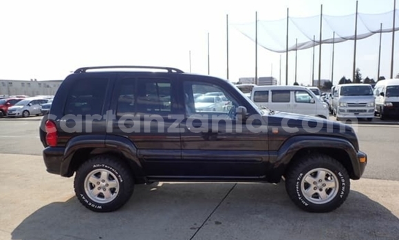 Nunua Imported Jeep Cherokee Nyeusi Gari ndani ya Dar es Salaam nchini Dar es Salaam Nunua Imported Jeep Cherokee Nyeusi Gari ndani ya Dar es Salaam nchini Dar es Salaam
