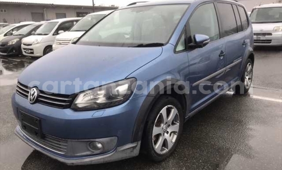 Nunua Imported Volkswagen Touran Bluu Gari ndani ya Dar es Salaam nchini Dar es Salaam Nunua Imported Volkswagen Touran Bluu Gari ndani ya Dar es Salaam nchini Dar es Salaam