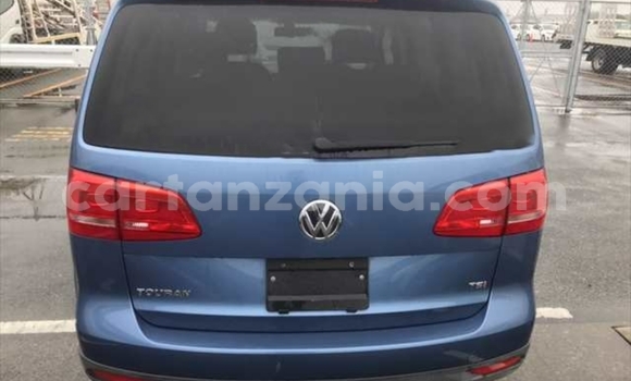 Nunua Imported Volkswagen Touran Bluu Gari ndani ya Dar es Salaam nchini Dar es Salaam Nunua Imported Volkswagen Touran Bluu Gari ndani ya Dar es Salaam nchini Dar es Salaam