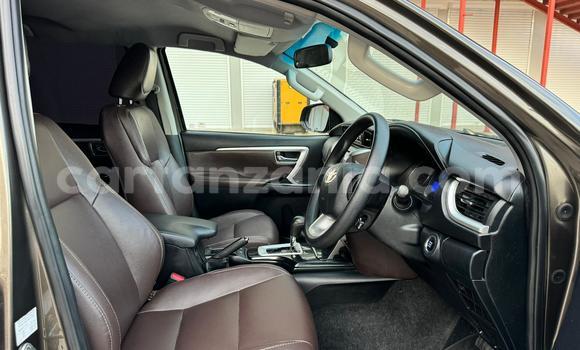 Nunua Ilio tumika Toyota Fortuner Nyingine Gari ndani ya Dar es Salaam nchini Dar es Salaam Nunua Ilio tumika Toyota Fortuner Nyingine Gari ndani ya Dar es Salaam nchini Dar es Salaam