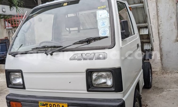 Buy Used Toyota Town Ace White Car in Dar es Salaam in Dar es Salaam