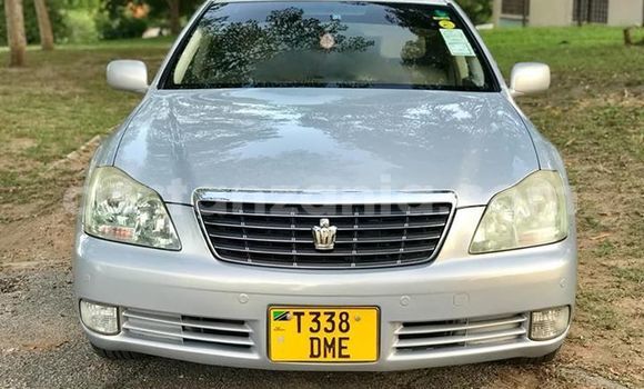 Buy Used Toyota Crown Silver Car in Dar es Salaam in Dar es Salaam Buy Used Toyota Crown Silver Car in Dar es Salaam in Dar es Salaam