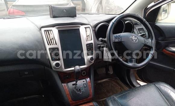 Buy Used Toyota Harrier Silver Car in Dar es Salaam in Dar es Salaam Buy Used Toyota Harrier Silver Car in Dar es Salaam in Dar es Salaam