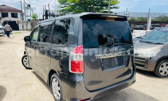Buy New Toyota Noah Other Car in Dar es Salaam in Dar es Salaam Buy New Toyota Noah Other Car in Dar es Salaam in Dar es Salaam