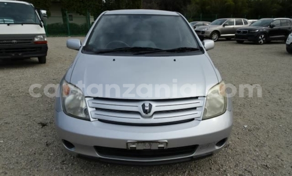 Buy Import Toyota IST Silver Car in Dar es Salaam in Dar es Salaam